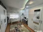 Apartament de 4 camere, 80 mp, decomandat, Cartier 1 Mai 