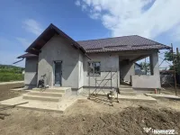 Casă Nouă Modernă de Vânzare –Sărata, Bacău,Confo... 