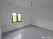 Casă Nouă Modernă de Vânzare –Sărata, Bacău,Confo...