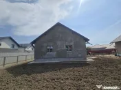 Casă Nouă Modernă de Vânzare –Sărata, Bacău,Confo...