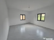 Casă Nouă Modernă de Vânzare –Sărata, Bacău,Confo...