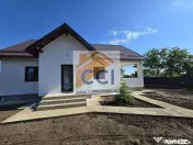 Casă Nouă Modernă de Vânzare –Sărata, Bacău,Confo...