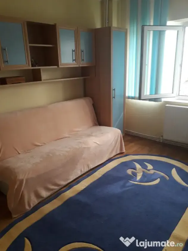 Inchiriere ap.2 camere in zona Gara, et.1, cu centrala proprie