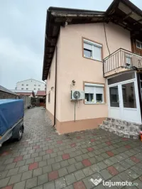 Casa complet utilata, 160 mp, zona Damila 