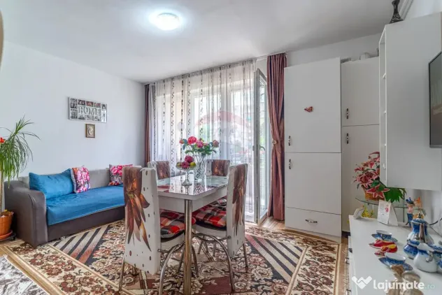 Apartament cu 2 camere de vânzare în Avangarden Tractor...