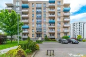 Apartament cu 2 camere de vânzare în Avangarden Tractor...