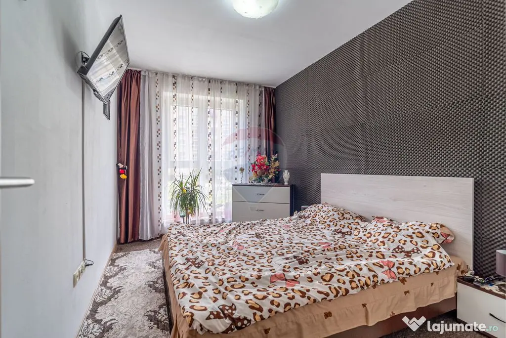 Apartament cu 2 camere de vânzare în Avangarden Tractor...