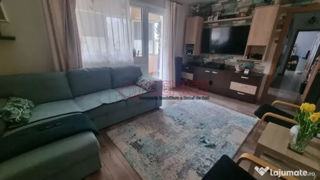 Apartament 3 camere - Strada Stupilor