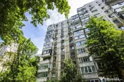 Lujerului, 2 camere, c-tie 1978, 270 metri metrou, bucata... 