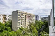 Lujerului, 2 camere, c-tie 1978, 270 metri metrou, bucata... 