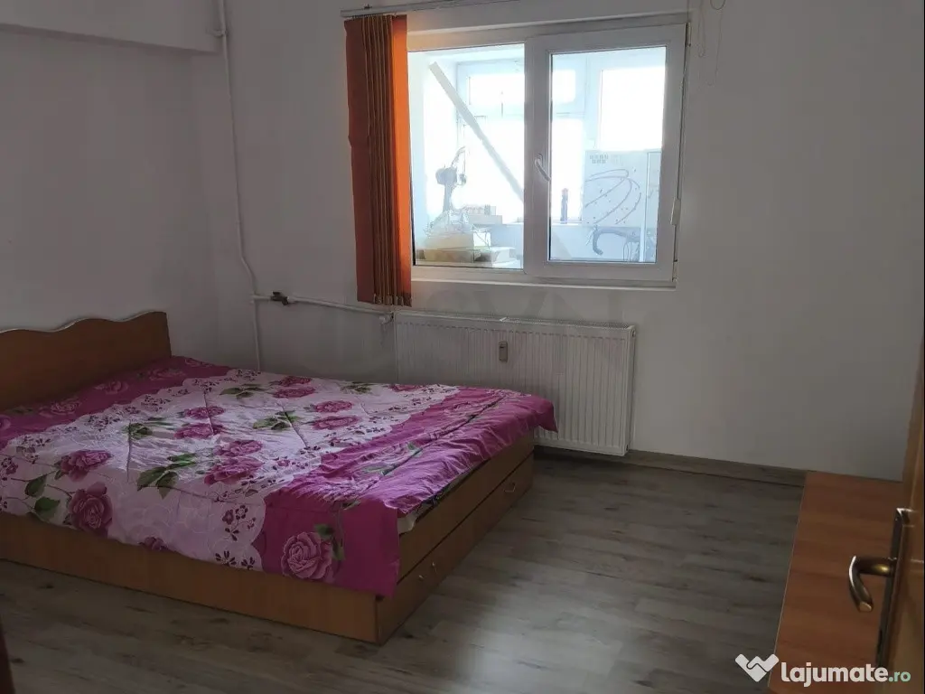 Apartament 3 camere l Calea Calarasilor l Metrou Piata Mu...