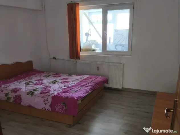 Apartament 3 camere l Calea Calarasilor l Metrou Piata Mu...