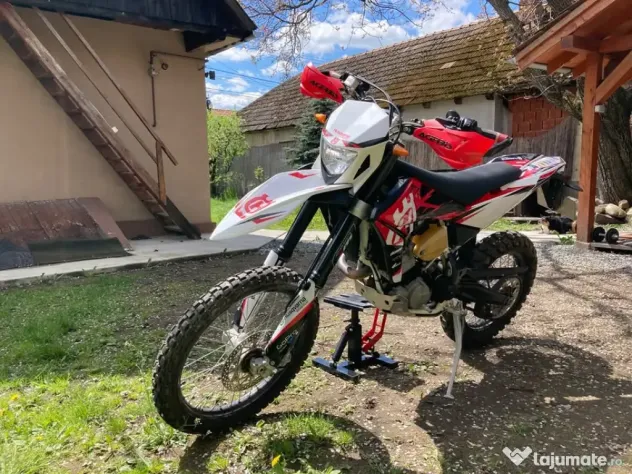 Husqvarna TE449 enduro / dual sport 2011 INMATRICULAT
