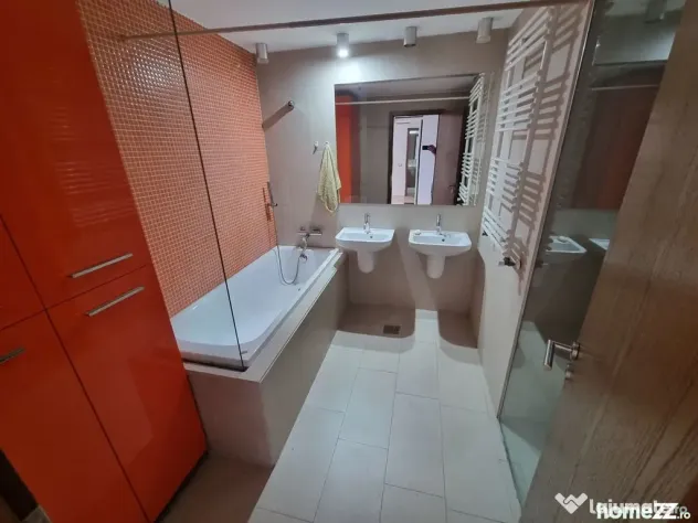 Apartament 2 camere zona Faleza Nord(vedere superba catre...