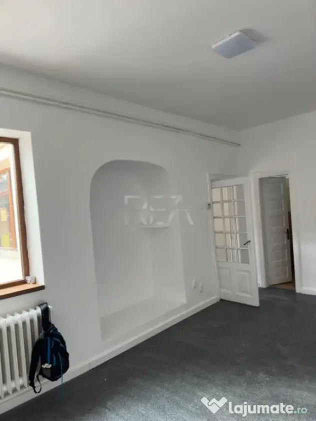 Casa 3 Camere - 95mp - ideală pentru activitate comercială
