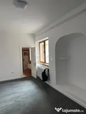 Casa 3 Camere - 95mp - ideală pentru activitate comercială 