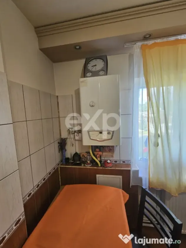 Apartament premium 3 camere decomandat, mobilat și utilat ?