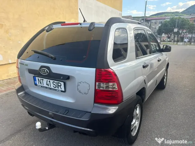 Kia Sportage 2.0 diesel 4X4 la buton