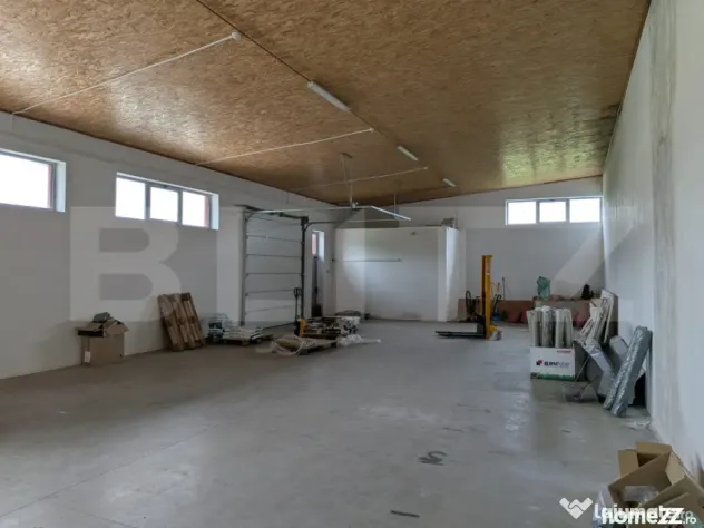 Spațiu comercial cu teren generos de 2.500 mp, la intrarea - Dragomiresti (Dambovita)