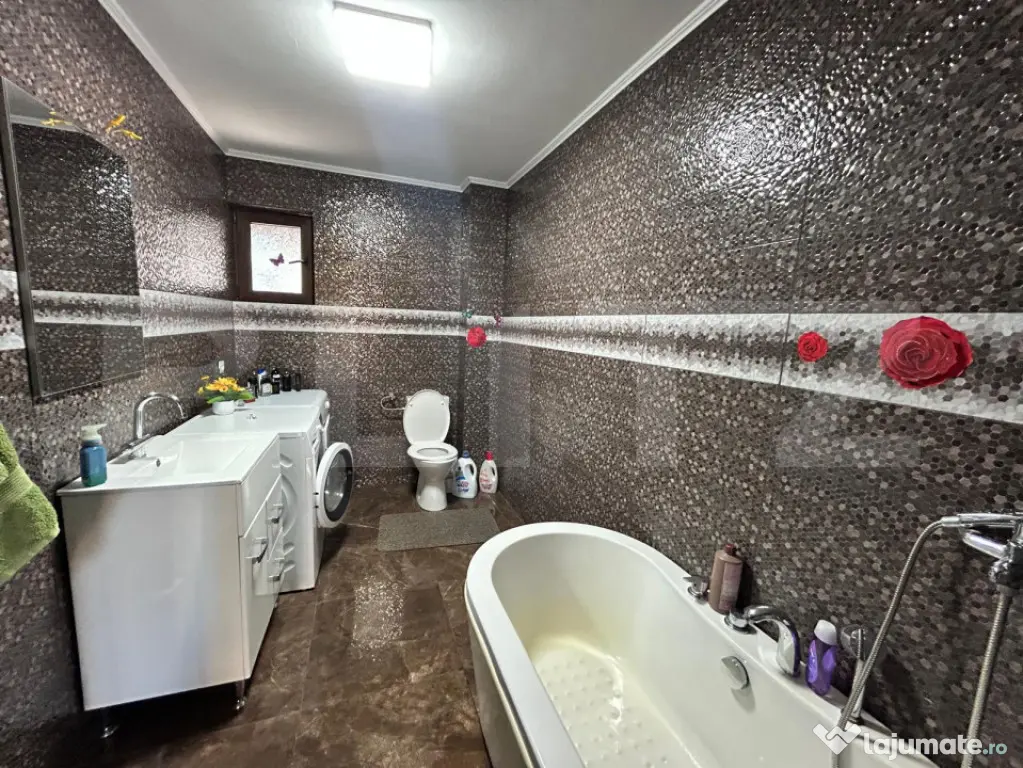 Duplex modern - 142 mp utili , 300 teren -ZONA DEDEMAN