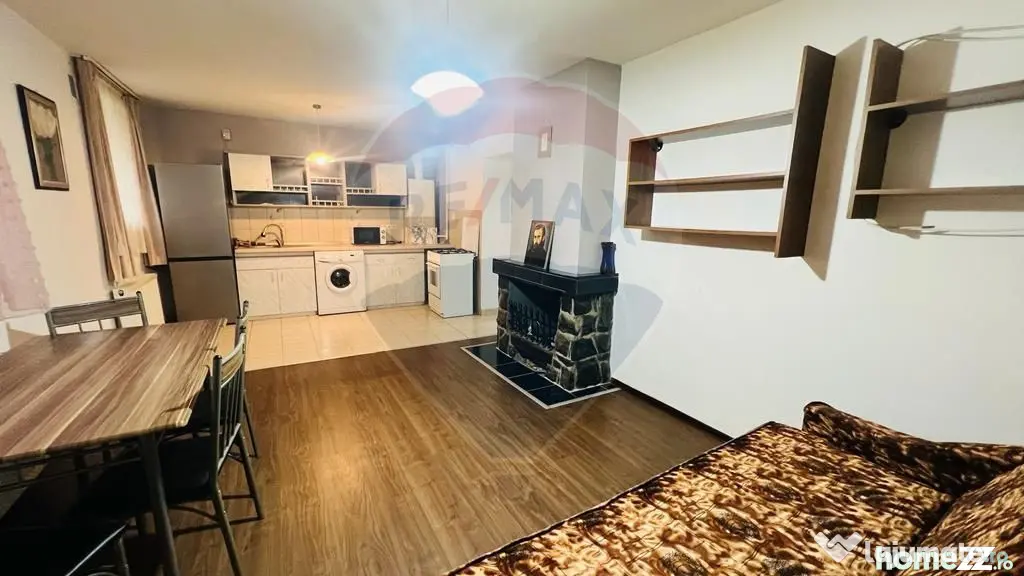 Apartament cu 2 camere în centrul vechi de închiriat