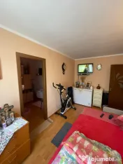 Apartament 3 camere, mobilat și utilat, centrală nouă, et
