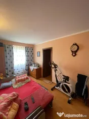 Apartament 3 camere, mobilat și utilat, centrală nouă, et