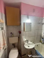Apartament 3 camere, mobilat și utilat, centrală nouă, et