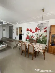 Casă Pausesti Maglasi, la 7 minute de oraș 
