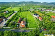 Teren intravilan, pe 3.800 mp, cu vedere frumoasa, Sfantu G 