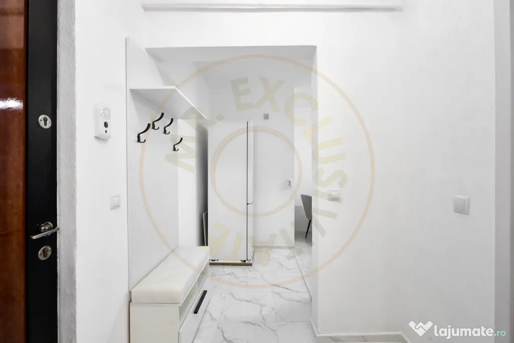 Apartament Gavana, 3 camere, etaj 1, renovat recent , zona P