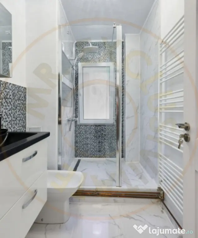 Apartament Gavana, 3 camere, etaj 1, renovat recent , zona P