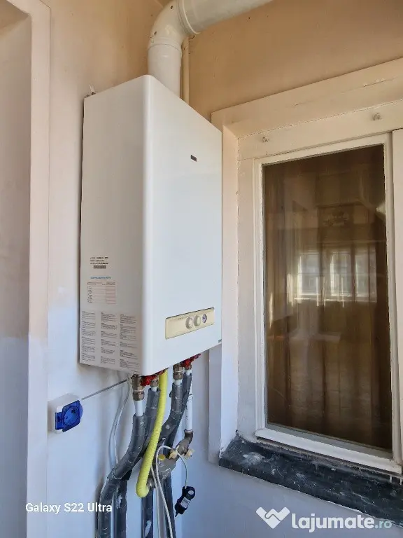 Proprietar, vand apartament 4 camere, nemobilat