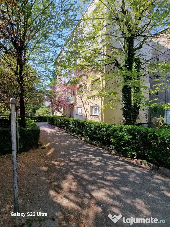 Proprietar, vand apartament 4 camere, nemobilat