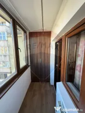 DE INCHIRIAT APARTAMENT 4 camere zona centrala 