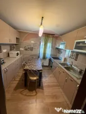 PRIMA INCHIRIERE APARTAMENT 4 camere zona centrala 