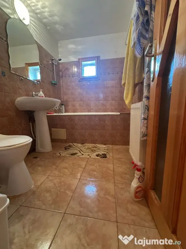 Apartament 2 camere decomandat, zona Radu Negru.