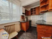 Apartament 3 camere cu doua grupuri sanitare, zona linistita 