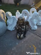 Ingerasi pentru curte/cimitir 