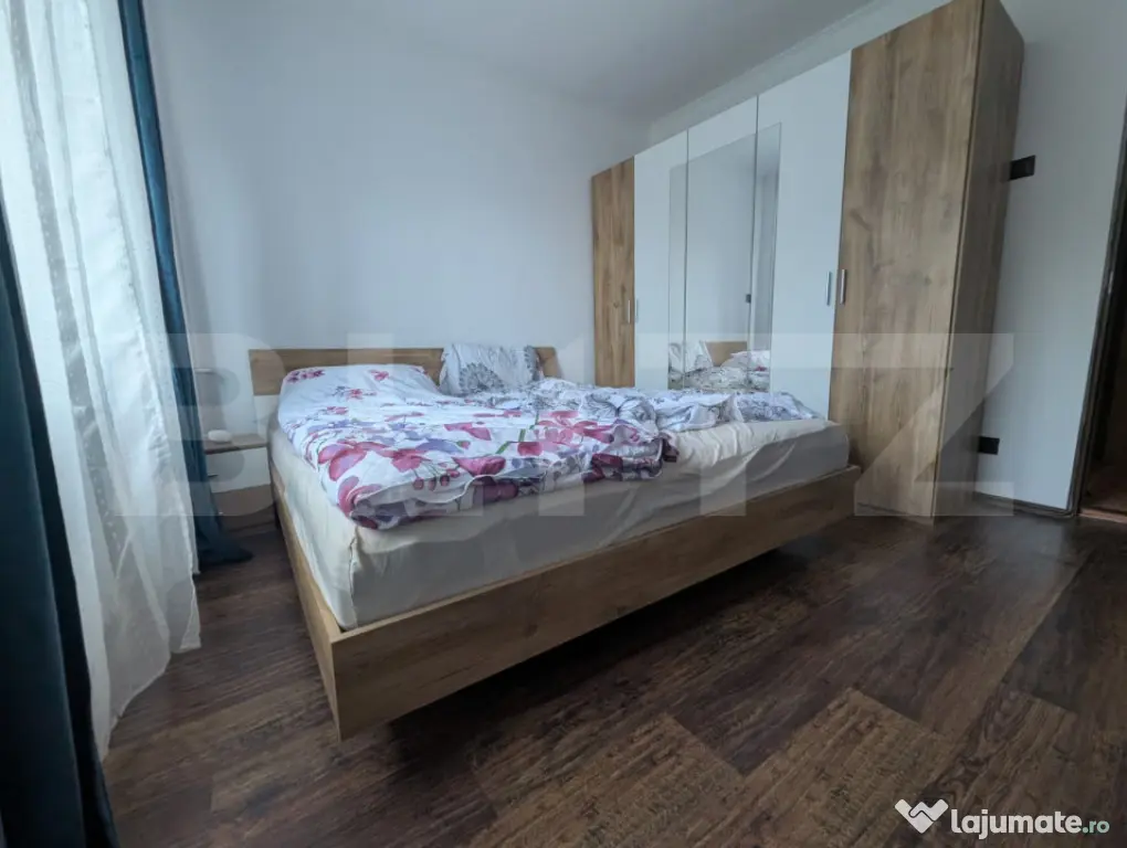 Apartament 3 camere, 2 băi, balcon generos-Cantemir