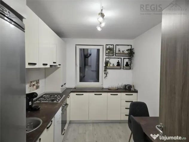 Apartament 2 camere | parcare si boxa | Urban Coresi