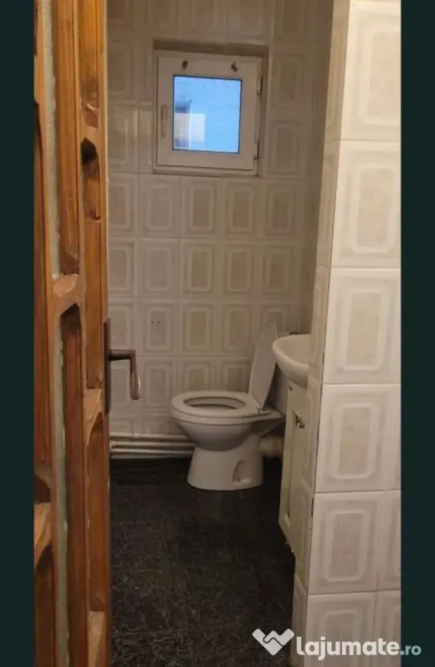 De inchiriat apartament 3 camere, Micro 20, 2100 lei