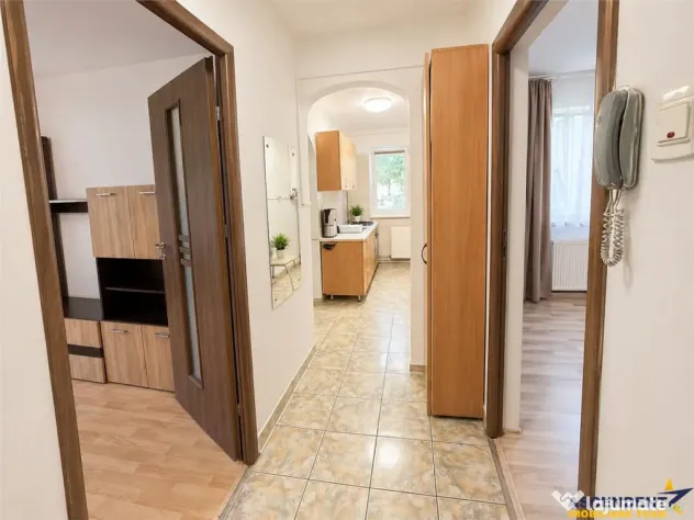 Apartament cu 3 camere, izolat termic, Dambu Pietros, Targu