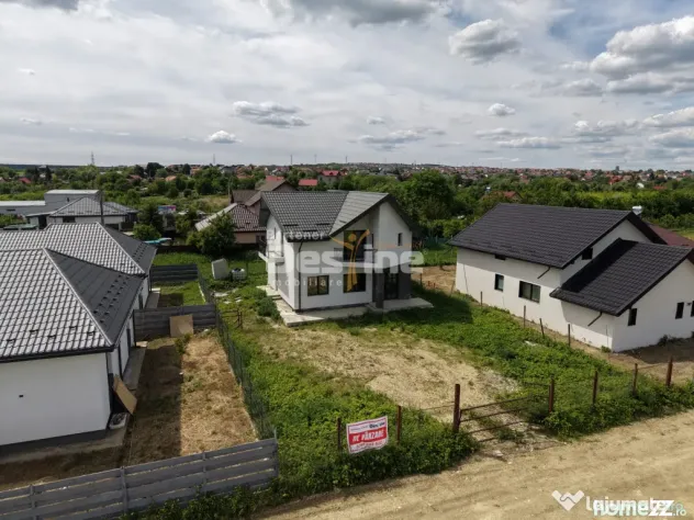 COMISION 0% Casă individuală 3 camere 2 bai 500mp teren Lu