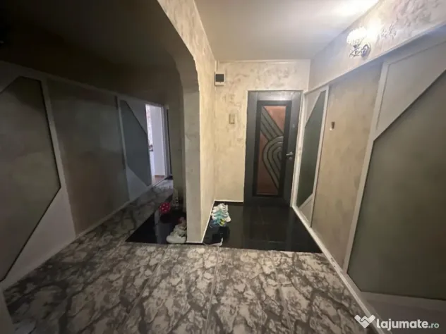 Apartament 4 camere de vânzare în Inel I | Mobilat și uti