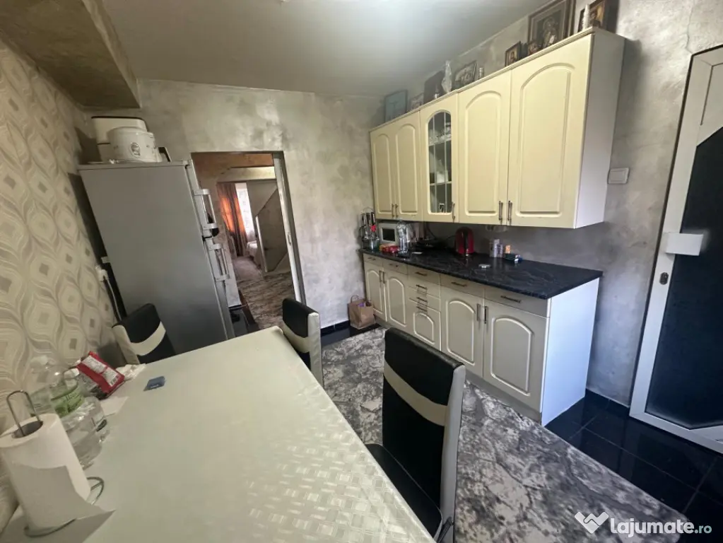 Apartament 4 camere de vânzare în Inel I | Mobilat și uti