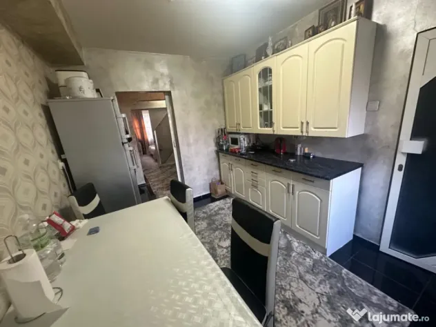 Apartament 4 camere de vânzare în Inel I | Mobilat și uti