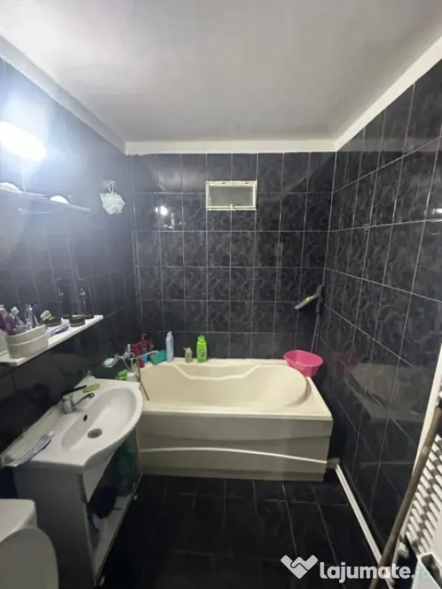 Apartament 4 camere de vânzare în Inel I | Mobilat și uti