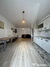 Apartament 2 camere, 50 mp, etaj 1, parcare, balcon, zona Ce 