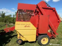 Vând presă new holland 841 